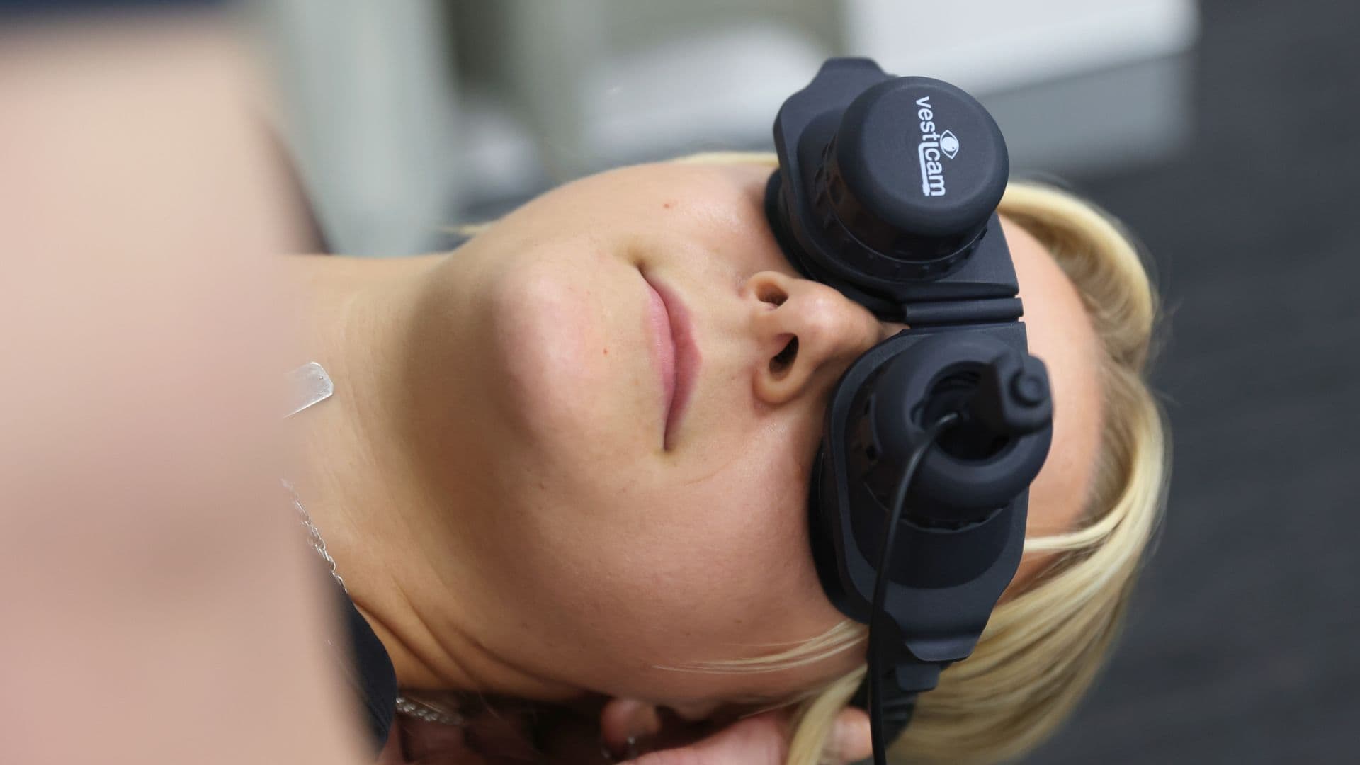 Close-up of Vesticam goggles being used during a physiotherapy session to assess inner ear function and improve vertigo diagnosis through advanced technology.
